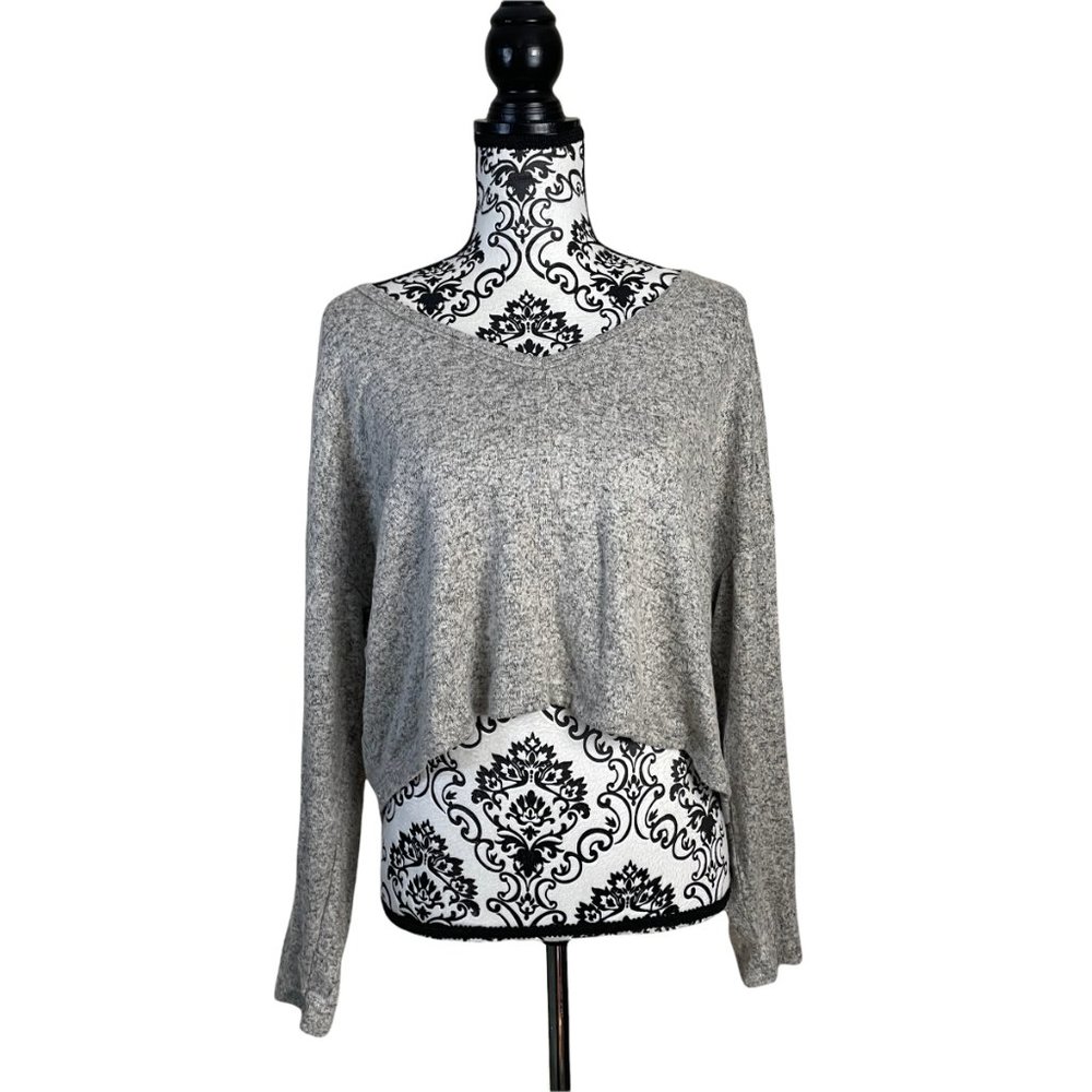 LA LA LAND CREATIVE CO | Women's Oatmeal Marled V-neck Top Medium - Picture 2 of 7